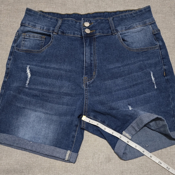 High-Rise Blue Denim Jean Shorts with Folded Hem - Picture 7 of 8